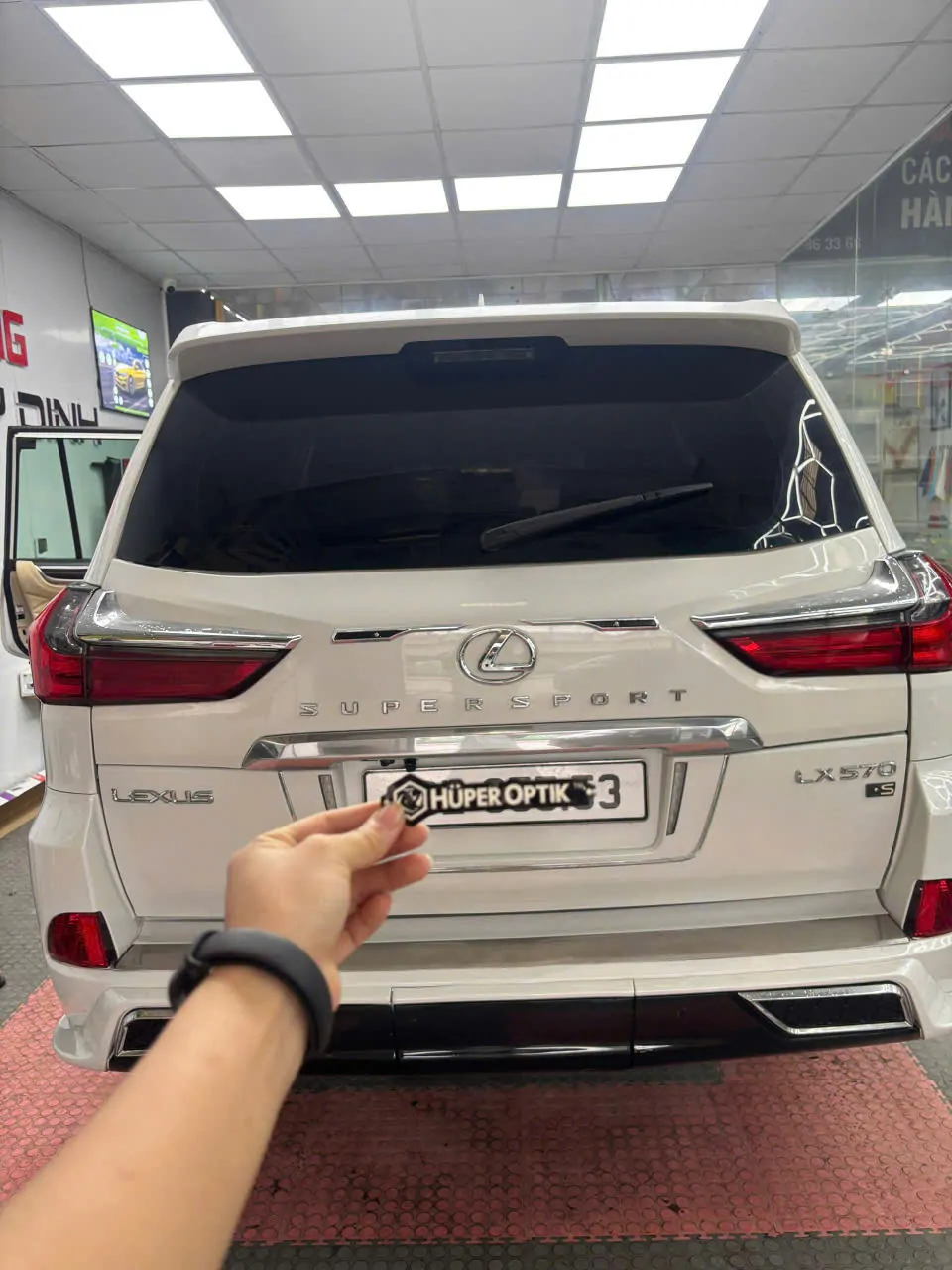 LX 570 - LX600 dán phim cách nhiệt huper optik